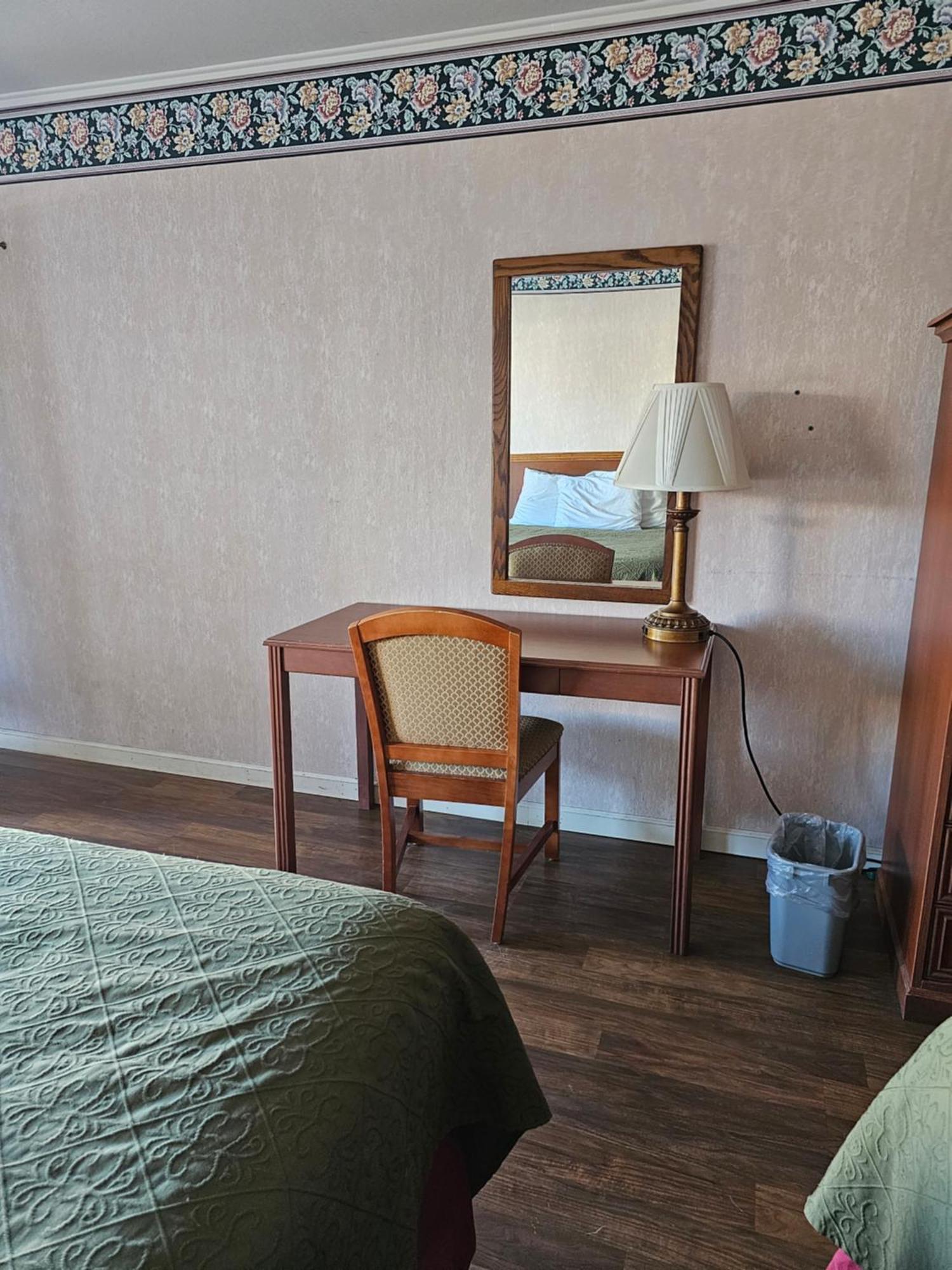 Travelodge By Wyndham Mackinaw City Ngoại thất bức ảnh