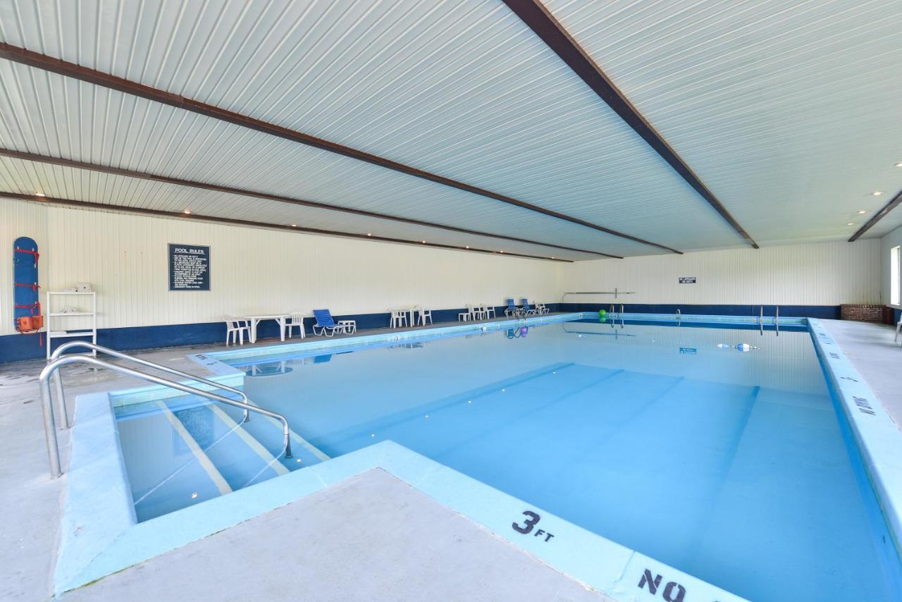 Travelodge By Wyndham Mackinaw City Ngoại thất bức ảnh
