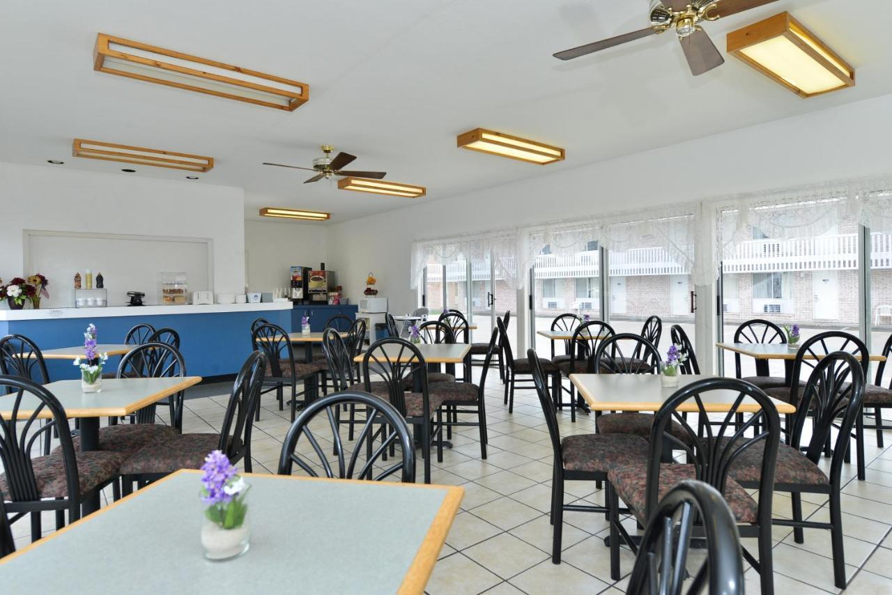 Travelodge By Wyndham Mackinaw City Ngoại thất bức ảnh